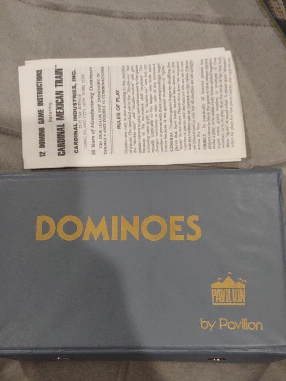 Double Twelve Color Dot Dominos In A Case - Picture 5 of 7